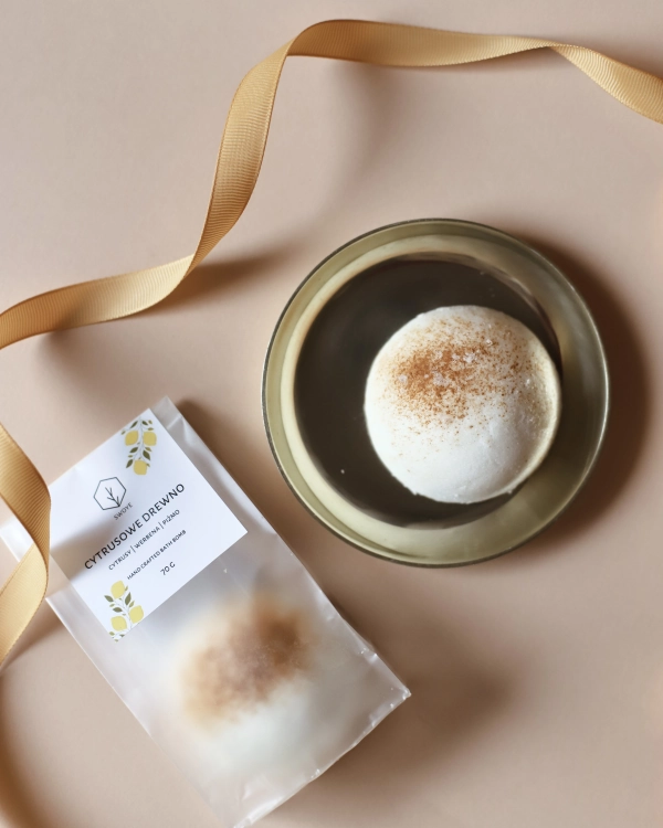 Cytrusowe drewno | półkula do kąpieli